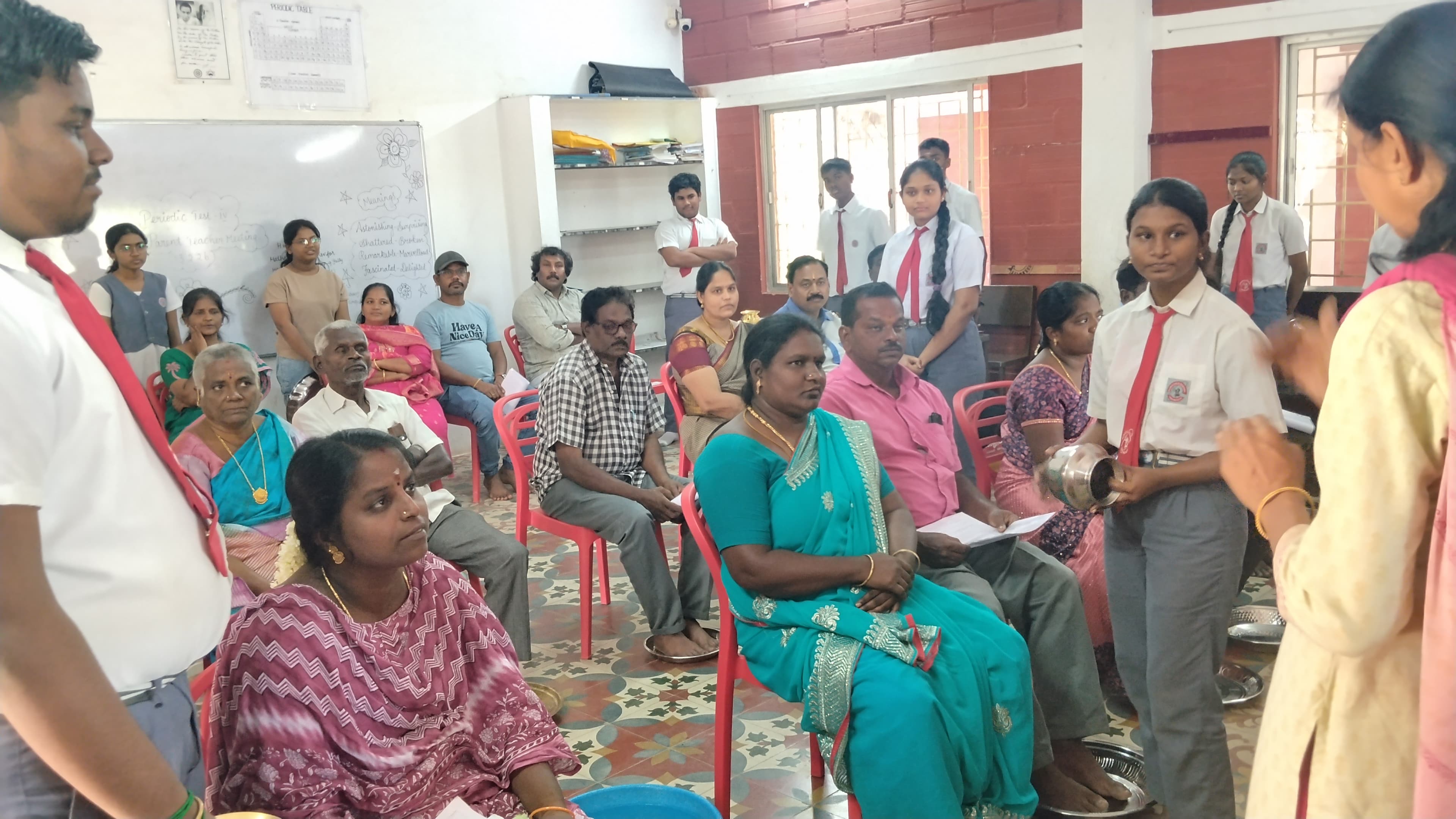 Interactive session between teachers and families
